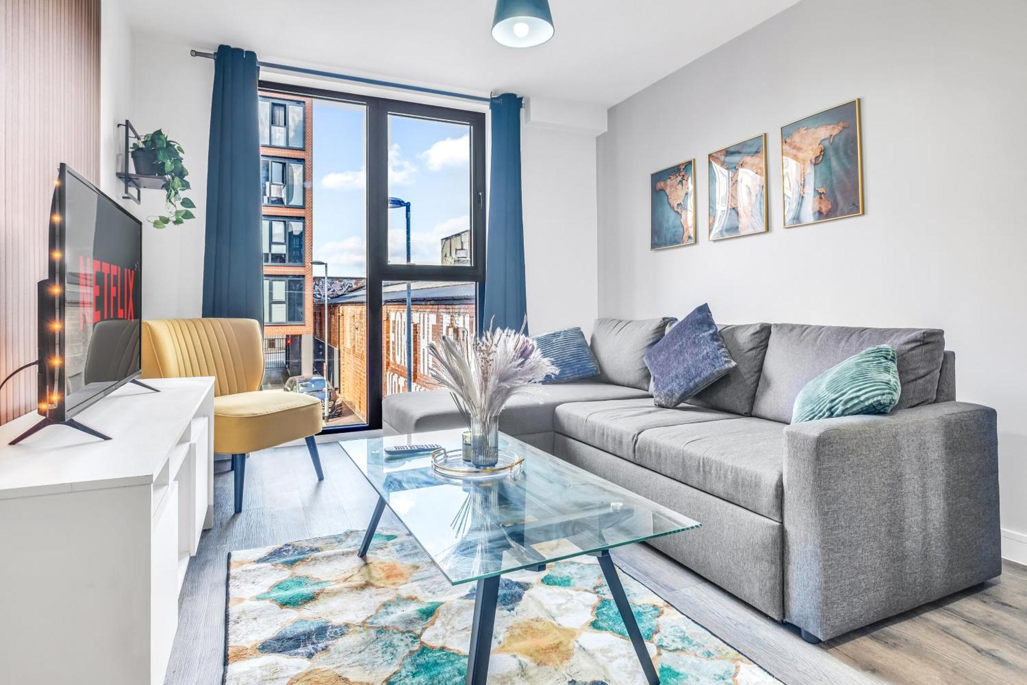 City Centre Emerald Escape - Sleeps-6, 2Beds & 2Baths , Netflix , Free Internet Μπέρμιγχαμ Εξωτερικό φωτογραφία