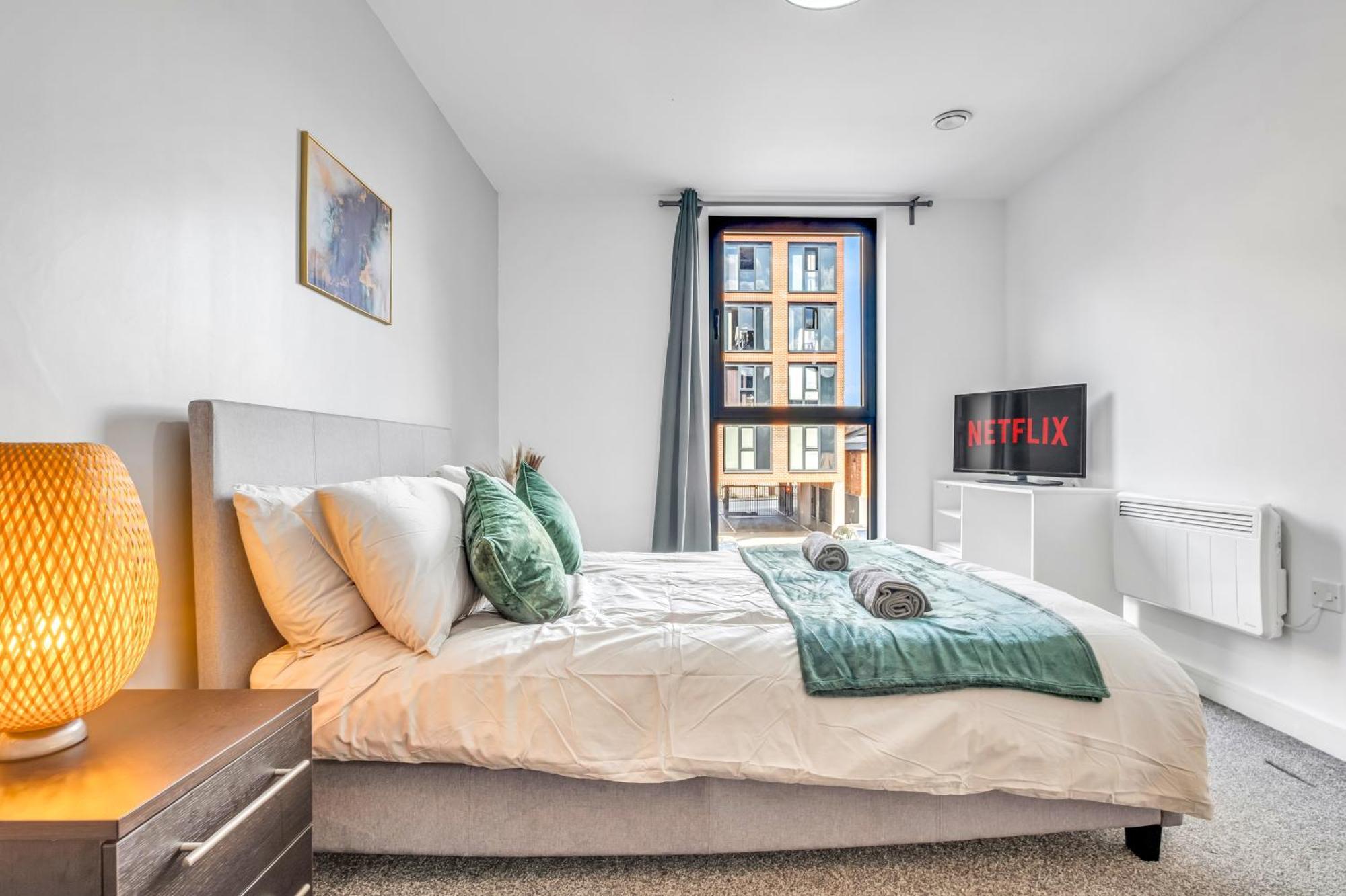 City Centre Emerald Escape - Sleeps-6, 2Beds & 2Baths , Netflix , Free Internet Μπέρμιγχαμ Εξωτερικό φωτογραφία