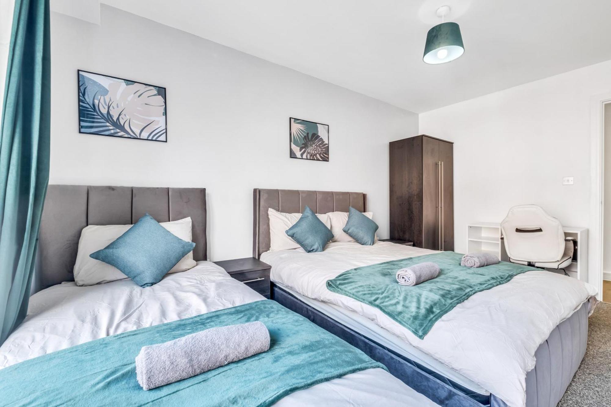 City Centre Emerald Escape - Sleeps-6, 2Beds & 2Baths , Netflix , Free Internet Μπέρμιγχαμ Εξωτερικό φωτογραφία
